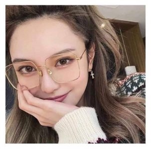 แว่นตา อุปกรณ์ครบกล่อง DR23