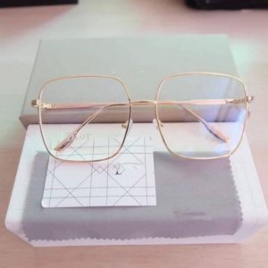 แว่นตา อุปกรณ์ครบกล่อง DR23