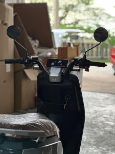 รถมอเตอร์ไฟฟ้า รุ่น H-1 ราคาขาย 27900 บาท ค่าขนส่ง 3500 บาท รวมเก็บเงินปลายทาง 31400 บาท