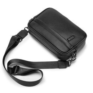 กระเป๋าสะพายข้าง หล่อเท่ห์ Handsome Crossbody bag ผู้ชาย กระเป๋าสะพายพาดลำตัว