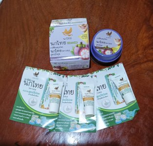 #ยาสีฟันสมุนไพรนกไทยสูตรมังคุด แบบตลับ 3 แถมหลอดขนาด 8g. 3 หลอด