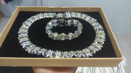 (สั่งทำ/จอง) ครืตตัลข้อเพชร เงินข้าวรุ้ง สร้อยคอและข้อมือ 0824917334
