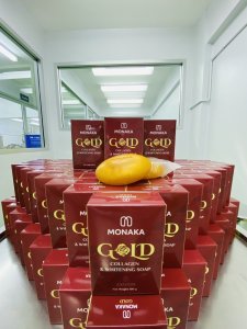 สบู่มนนาคาโกลด์[พัฒนาสูตรมาจากAuraOrn]มีส่วนผสมถึง12ชนิด แพ๊ค20ก้อนก้อนละ100กรัม/เลขจดแจ้ง10-1-6800037407